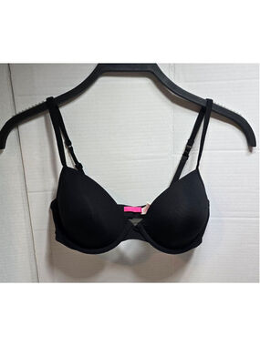 Women's PINK Victoria's Secret Black T-Shirt Demi Bra 34D